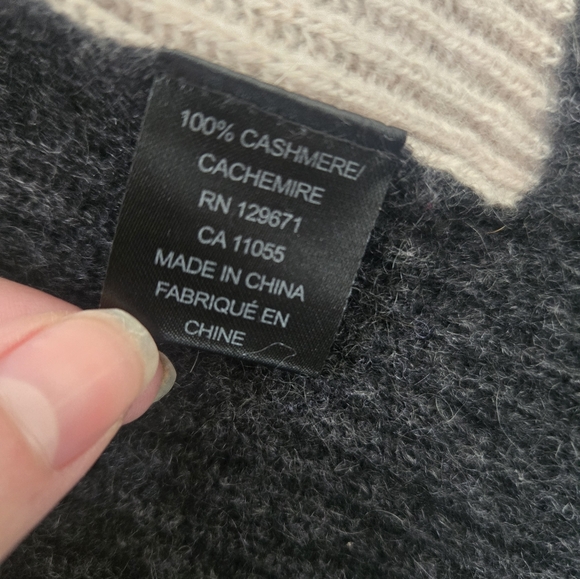 360 Cashmere  Colourblock Crewneck Sweater - Picture 6 of 8